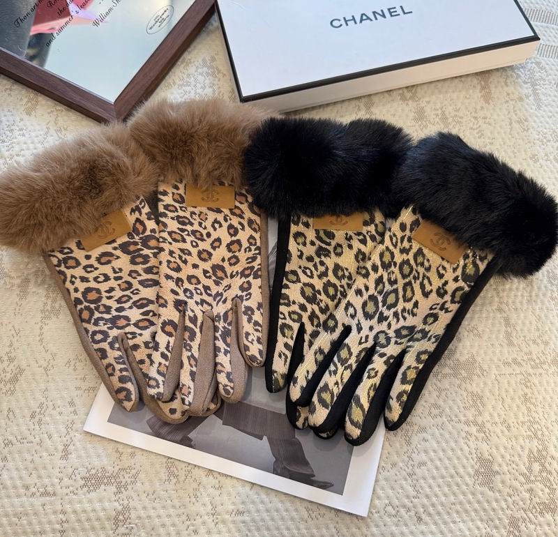 Chanel gloves hm73